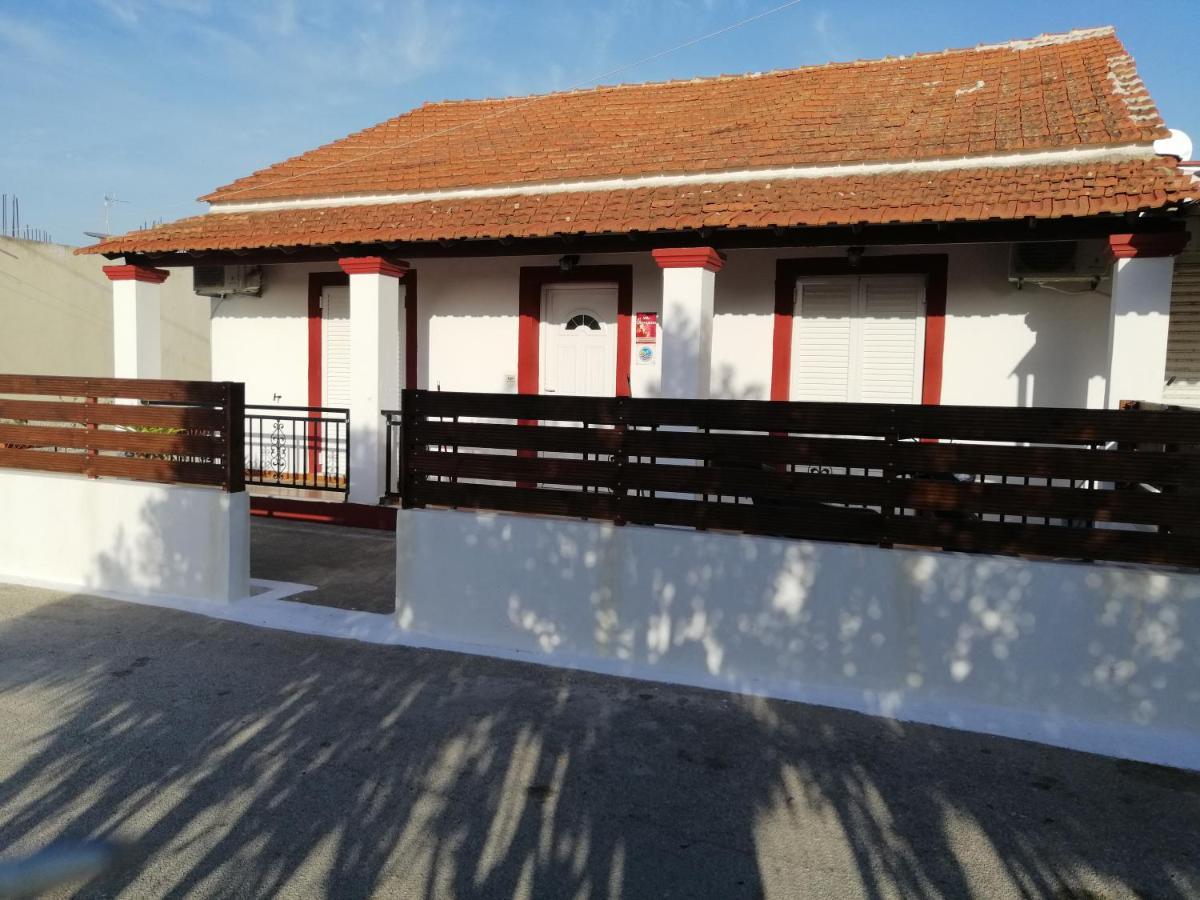 Ferienhaus Vila. Dionysos *