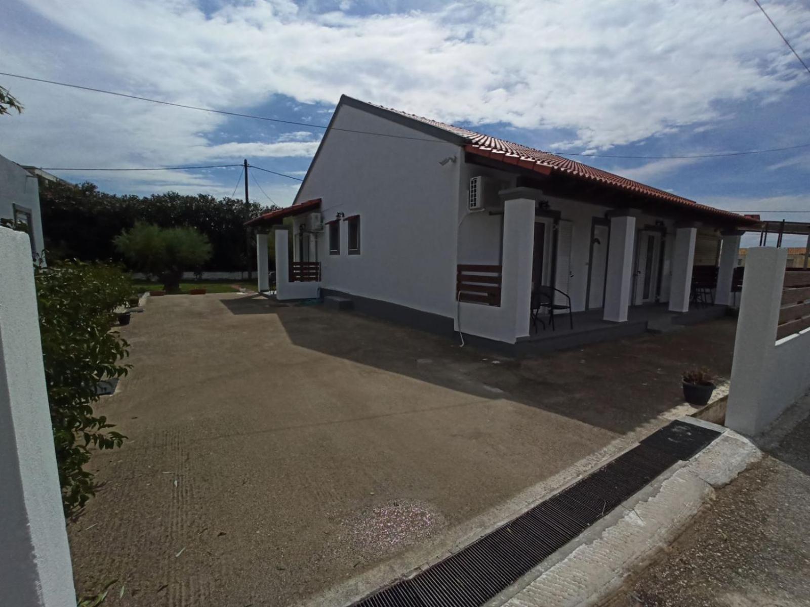 Vila. Dionysos Agios Georgios (Corfu)